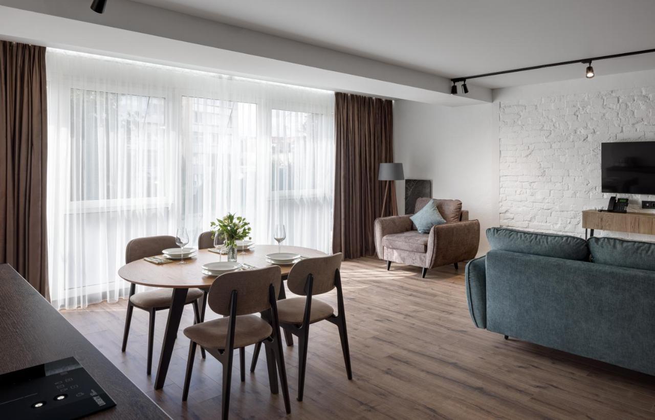 Apartel Oujhorod Extérieur photo