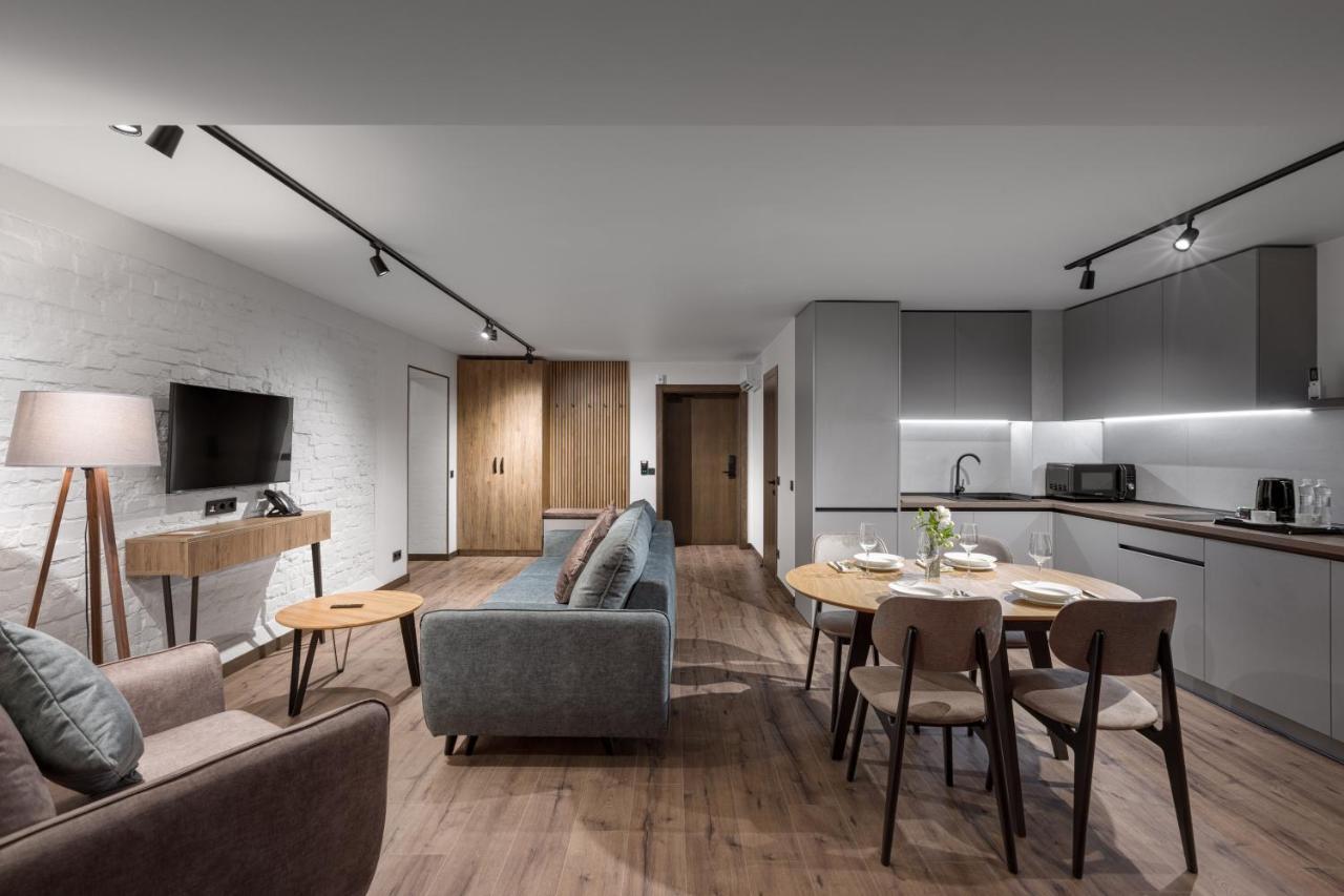 Apartel Oujhorod Extérieur photo