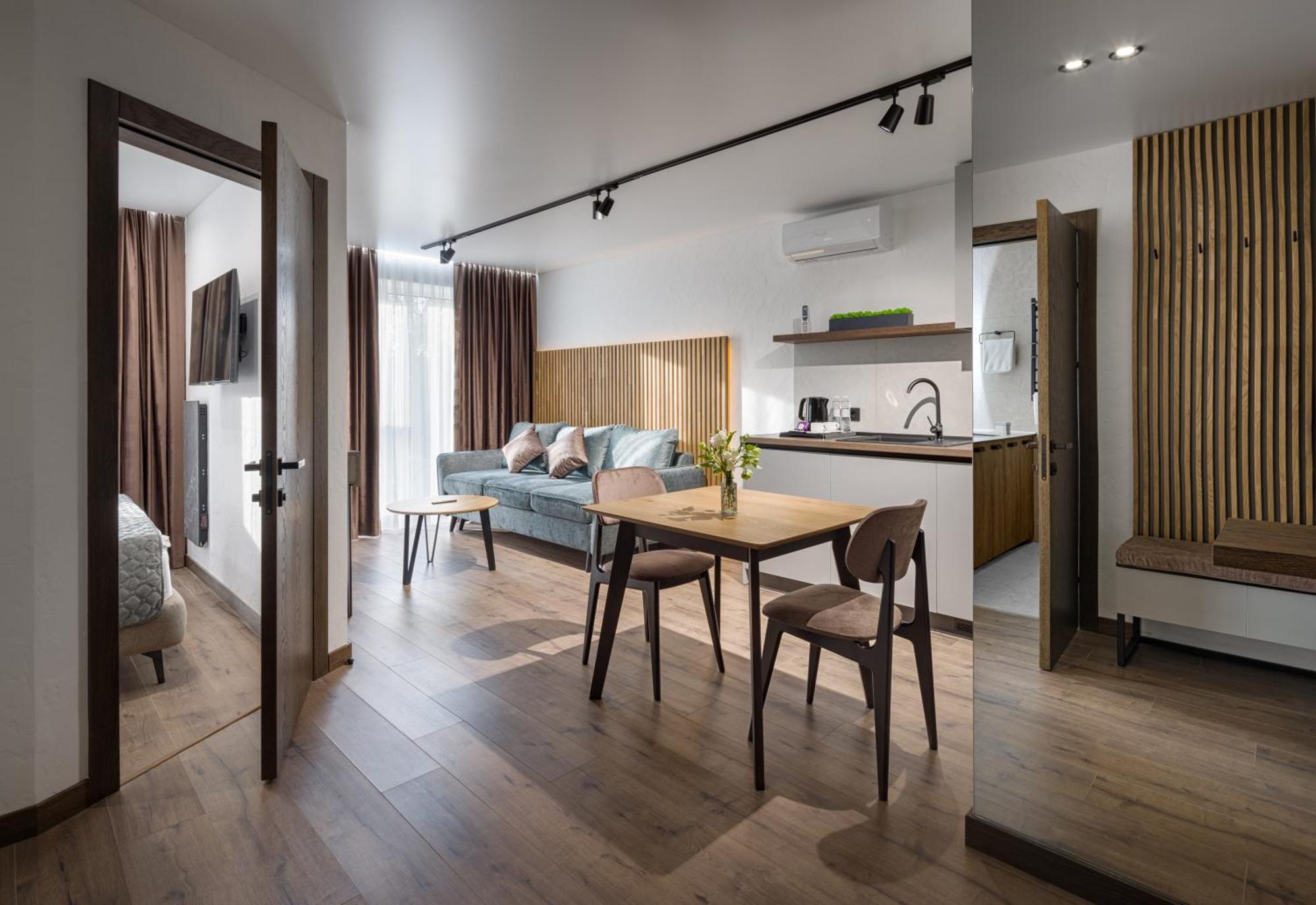 Apartel Oujhorod Extérieur photo
